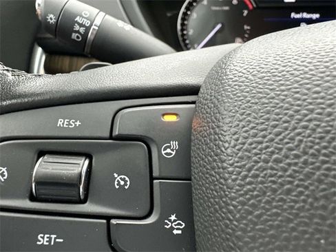 Used 2020 Cadillac XT4 Premium Luxury image 42