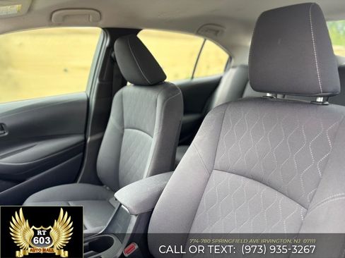 Used 2024 Toyota Corolla LE FWD image 16