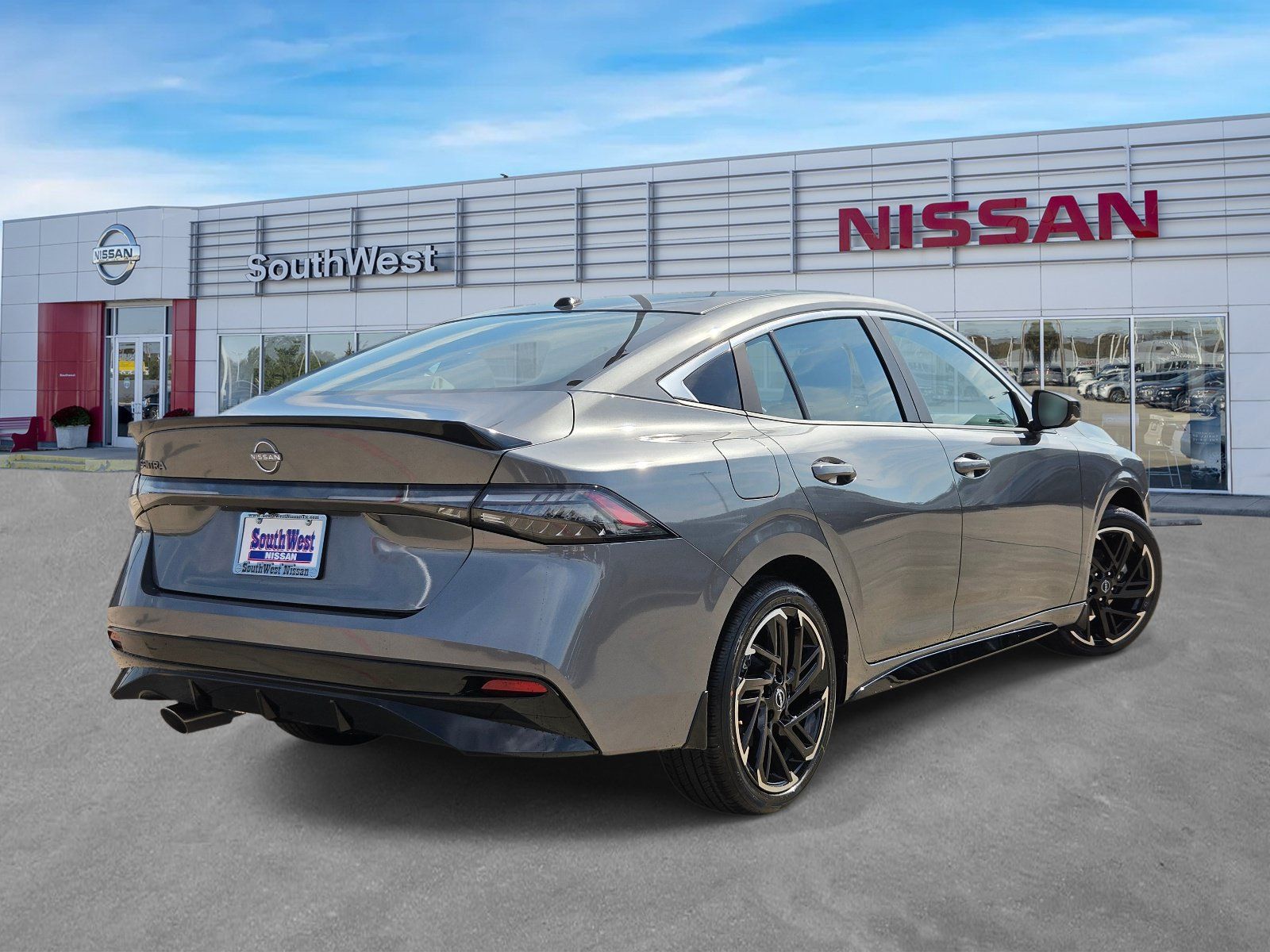 New 2027 Nissan Sentra SR FWD image 5