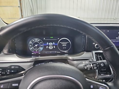 Certified 2023 Kia Sorento SX AWD/4WD image 19