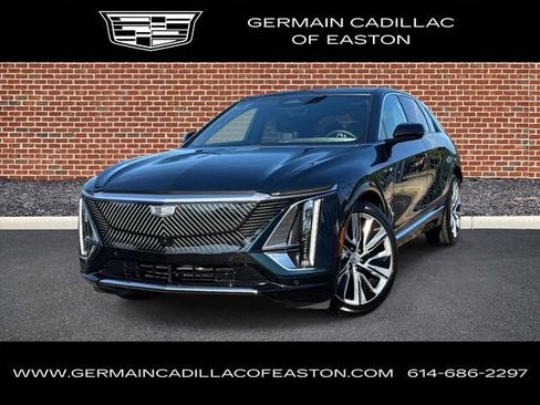 Certified 2025 Cadillac Lyriq Luxury w/ LPO, Floor Liner Package AWD/4WD image 1