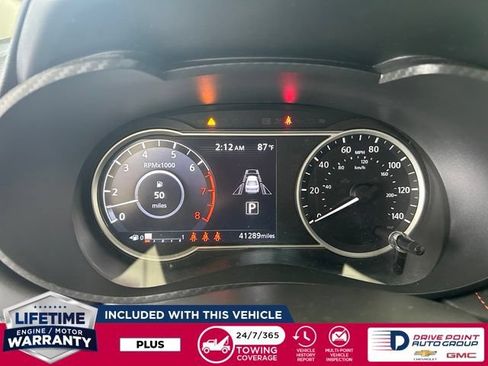Used 2024 Nissan Versa SR FWD image 16