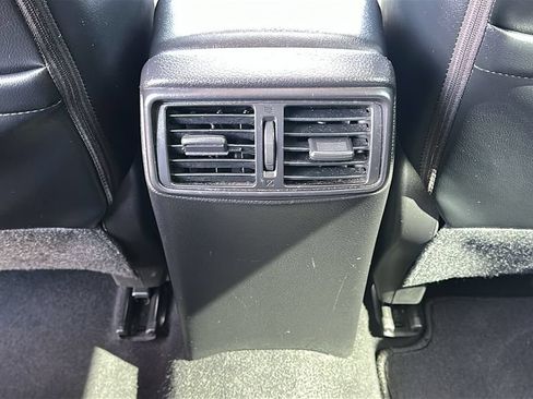 Used 2021 Nissan Rogue Sport SL w/ Premium Package FWD image 33