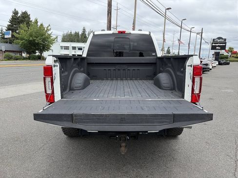 Used 2020 Ford F350 Platinum AWD/4WD image 8
