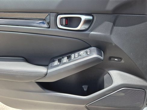 Used 2025 Honda Civic Sport image 23