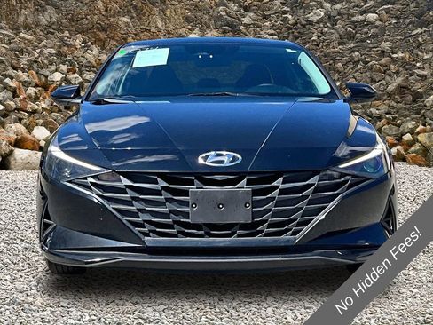 Used 2023 Hyundai Elantra SEL FWD image 3
