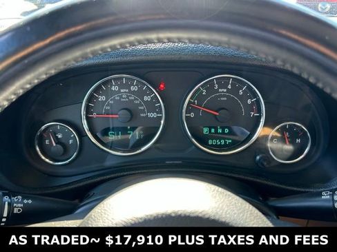 Used 2015 Jeep Wrangler Unlimited Sahara w/ Connectivity Group image 18