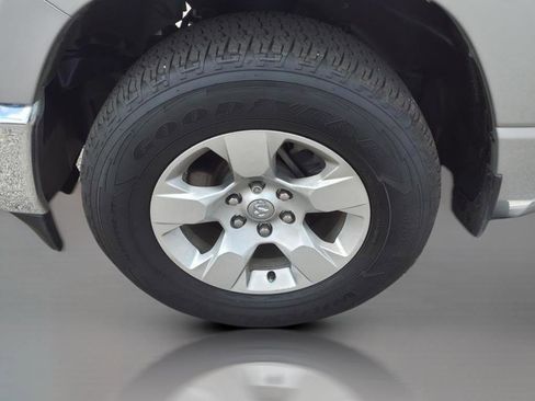 Used 2024 RAM 1500 Big Horn image 9