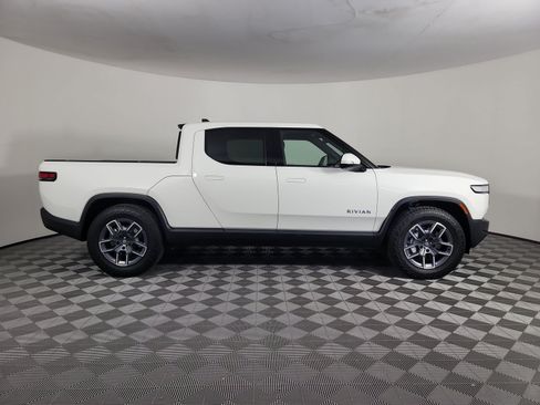 Used 2024 Rivian R1T Adventure AWD/4WD image 6