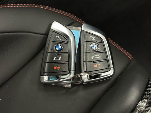Used 2025 BMW M4 CS AWD/4WD image 36