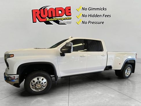 Used 2024 Chevrolet Silverado 3500 LTZ w/ LTZ Plus Package AWD/4WD image 1