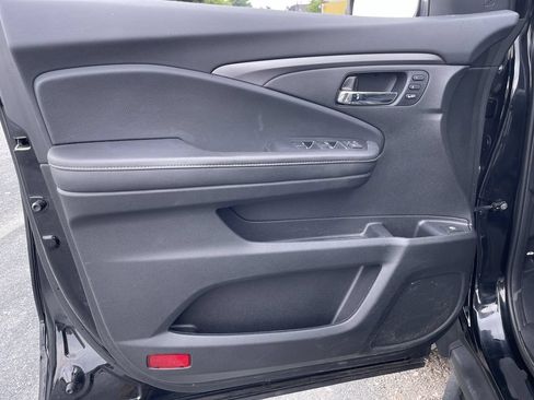 Used 2023 Honda Ridgeline RTL image 10