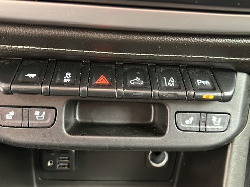 Used 2022 GMC Canyon Denali AWD/4WD image 23