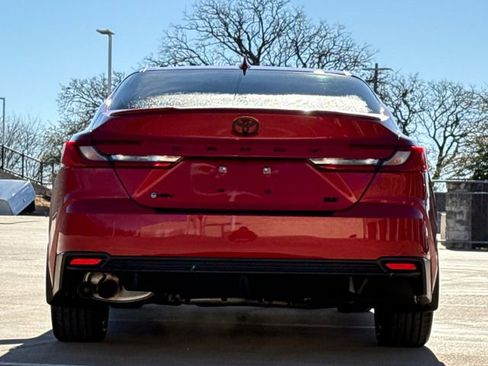 Used 2026 Toyota Camry SE w/ Convenience Package FWD image 7