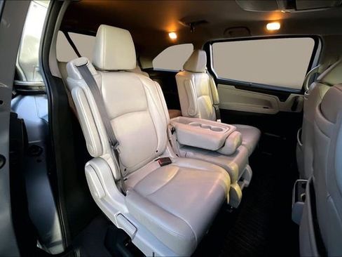 Used 2018 Honda Odyssey EX-L image 17