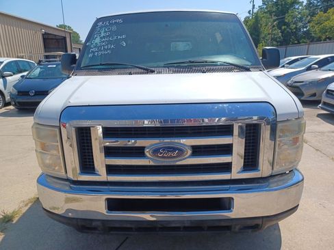 Used 2008 Ford E-350 and Econoline 350 XL RWD image 2