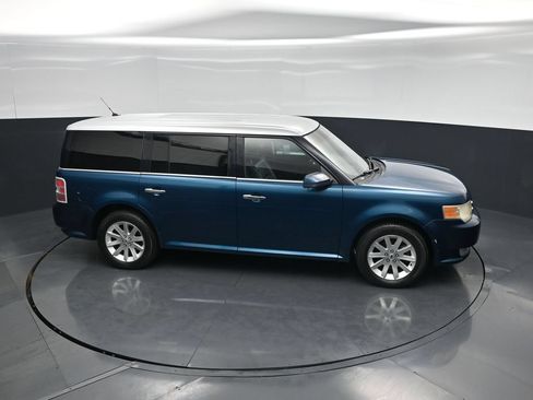 Used 2011 Ford Flex SEL FWD image 49