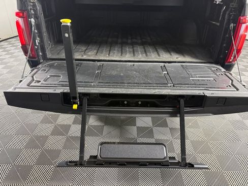 Certified 2025 Ford F150 Raptor w/ Equipment Group 803A Raptor R AWD/4WD image 31