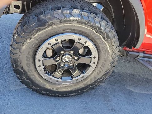 Used 2022 Ford Bronco Badlands AWD/4WD image 6