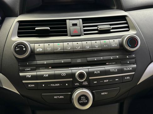 Used 2013 Honda Crosstour EX image 18