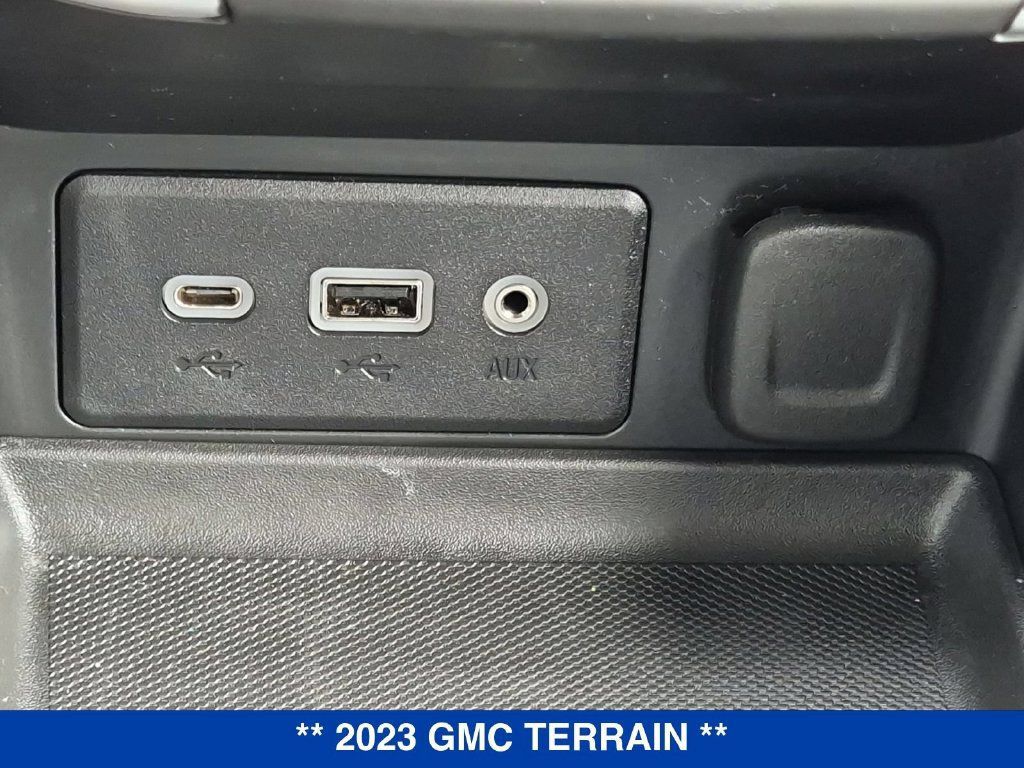 Used 2023 GMC Terrain SLE w/ Driver Convenience Package AWD/4WD image 24