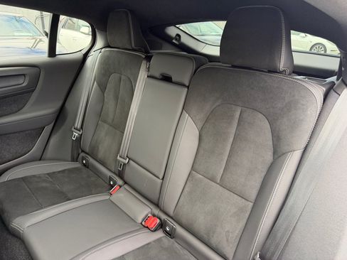 Used 2023 Volvo C40 P8 Recharge Ultimate w/ Protection Package Premier AWD/4WD image 43