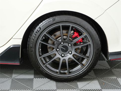 Used 2017 Honda Civic Type R image 34
