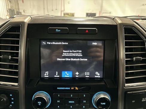 Used 2016 Ford F150 Platinum w/ Max Trailer Tow Package image 31