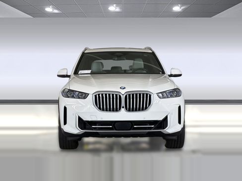Used 2024 BMW X5 sDrive40i w/ Premium Package RWD image 6