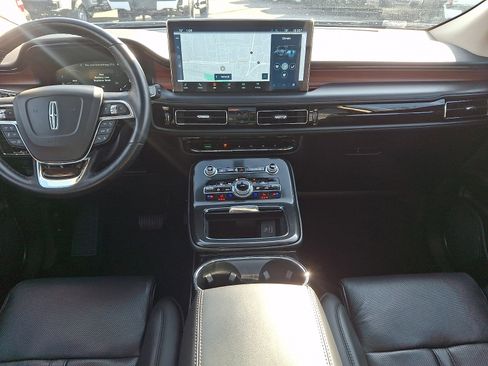 Used 2022 Lincoln Nautilus Reserve w/ Equipment Group 201A image 15