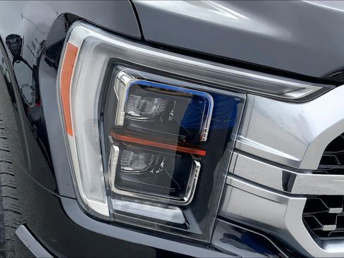 Certified 2022 Ford F150 Platinum w/ Equipment Group 701A High image 28