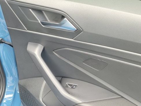 Certified 2025 Volkswagen Jetta S FWD image 6