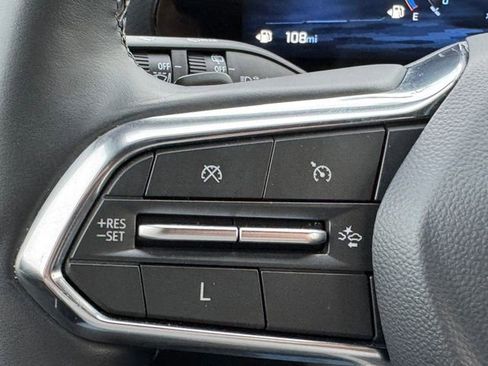 Certified 2025 Chevrolet Equinox LT FWD image 17