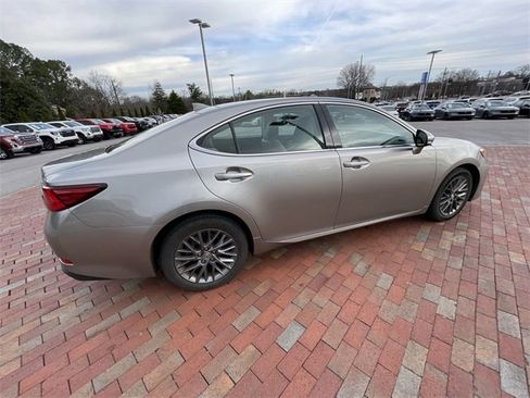 Used 2018 Lexus ES 350 image 22