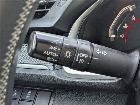 Used 2020 Honda Civic Sport image 6