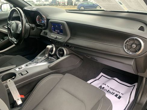 Certified 2022 Chevrolet Camaro LT image 27