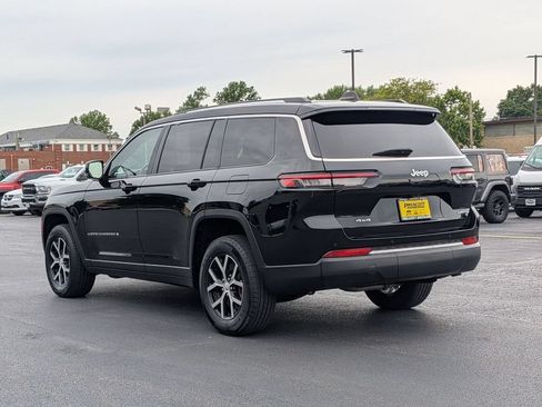Used 2023 Jeep Grand Cherokee L Limited AWD/4WD image 5