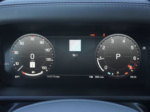 New 2026 Land Rover Defender 110 X-Dynamic SE AWD/4WD image 11