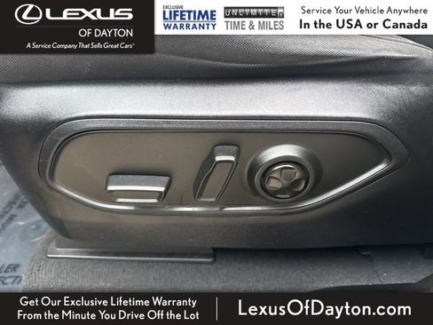 Used 2023 Jeep Grand Cherokee L Laredo image 14