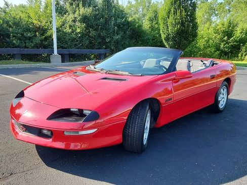 Used 1997 Chevrolet Camaro Z28 w/ Preferred Equipment Group 2 RWD image 40