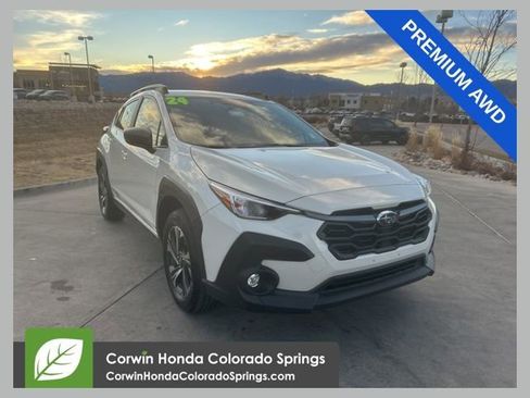 Used 2024 Subaru Crosstrek 2.0i Premium image 1