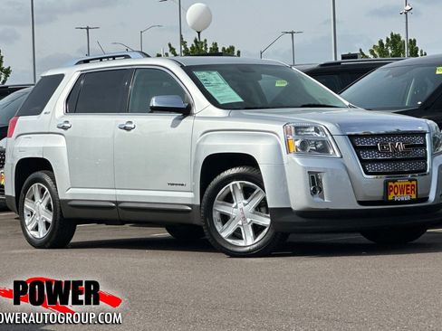 Used 2011 GMC Terrain SLT FWD image 1