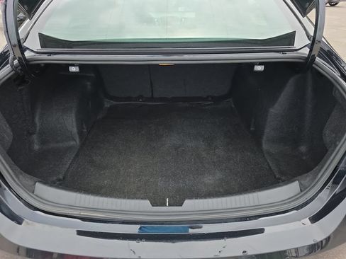 Used 2021 Chevrolet Malibu LT FWD image 38