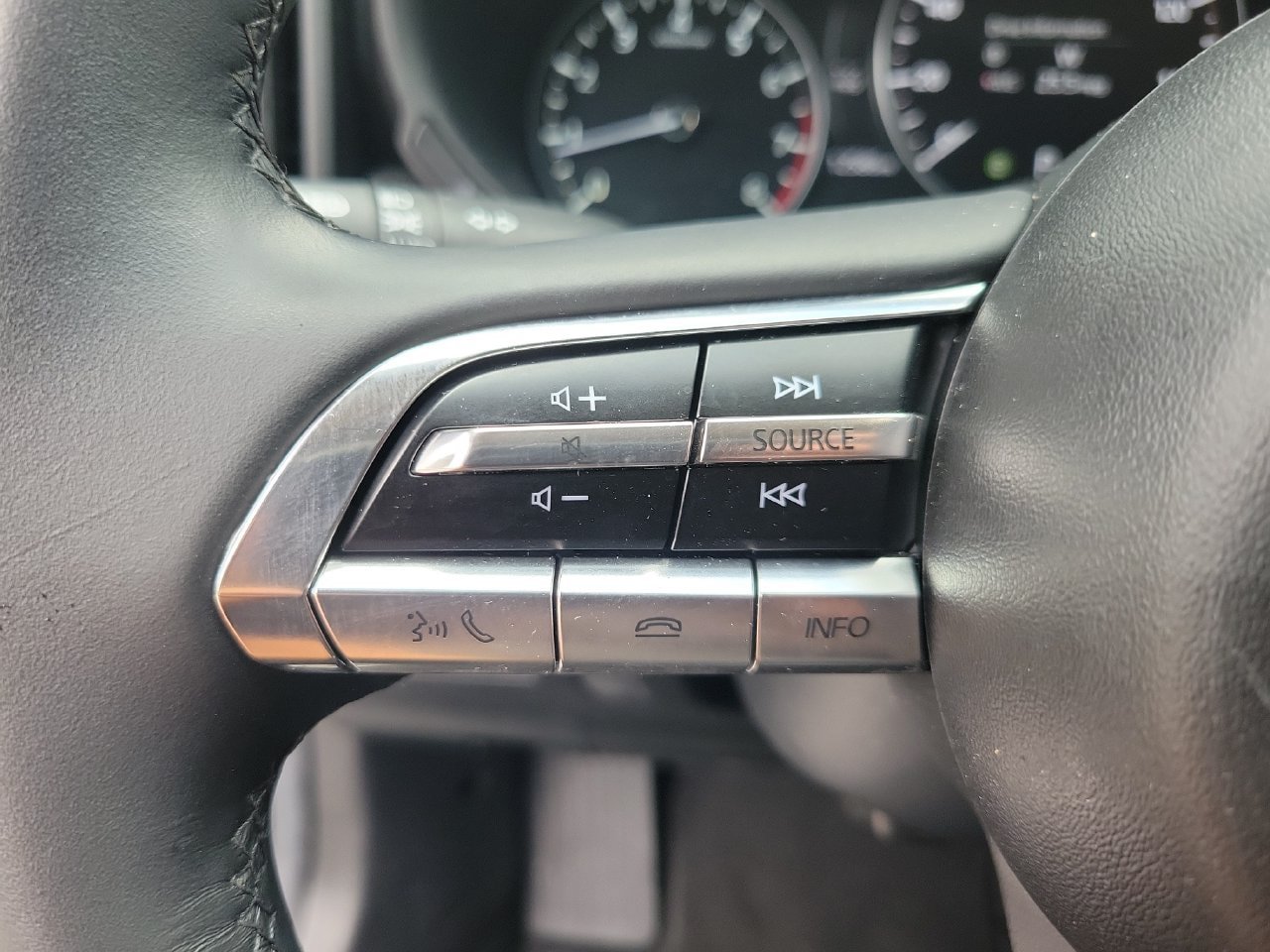 Used 2026 MAZDA CX-50 AWD 2.5 S w/ Preferred Pkg image 19