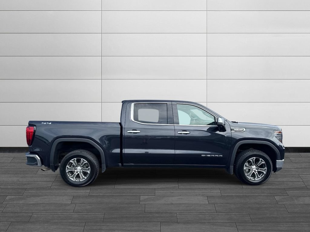 Used 2025 GMC Sierra 1500 SLT AWD/4WD image 2