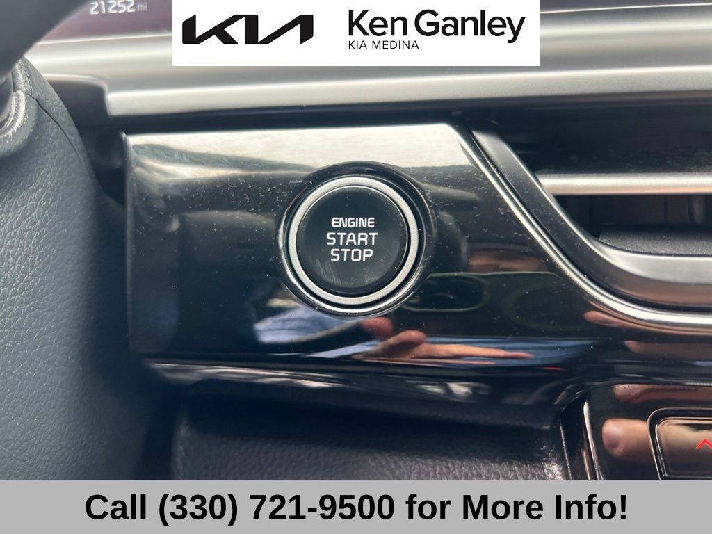 Certified 2024 Kia Seltos S AWD/4WD image 35