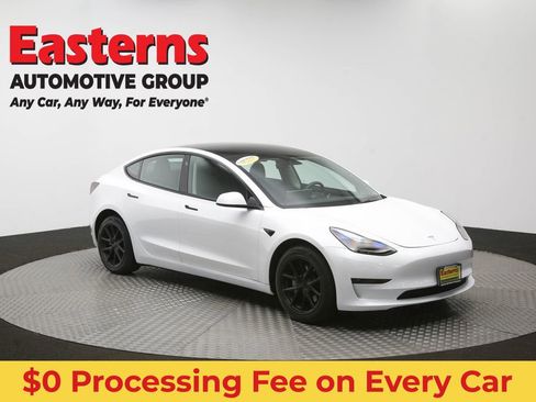 Used 2023 Tesla Model 3 Standard Range RWD image 43