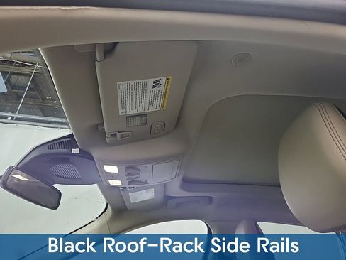 Used 2020 Ford Escape Titanium w/ Titanium Premium Package 2.0 image 11