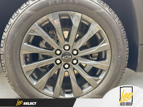 Used 2023 Chevrolet Traverse RS w/ LPO, Floor Liner Package AWD/4WD image 36