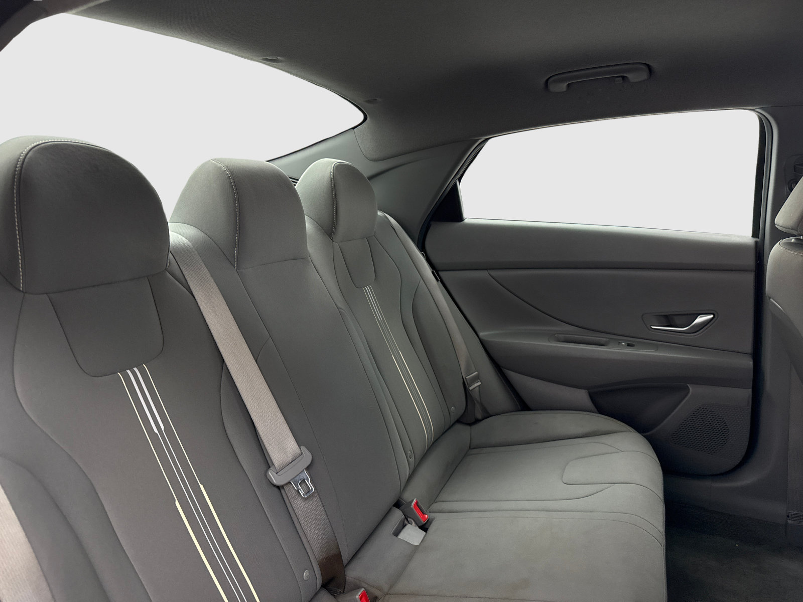 Used 2024 Hyundai Elantra SEL FWD image 44